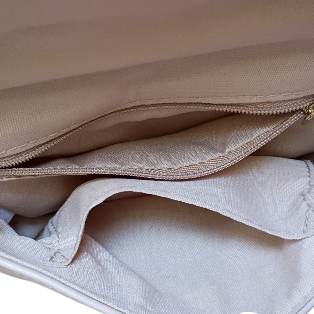 SOLD Aldo Quilted Baige Belt Bag With A Turn Lock Closer - Picture 11 of 11
